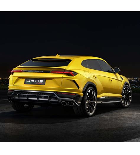 The Lamborghini Urus is here to haunt your dreams | GQ India | GQ Gears ...