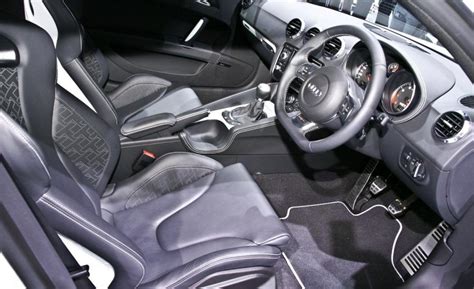 Audi tt rs interior photos