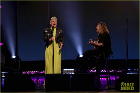 Billie Eilish Says She Was 'So Scared' for Her 'Ellen' Debut During Her ...