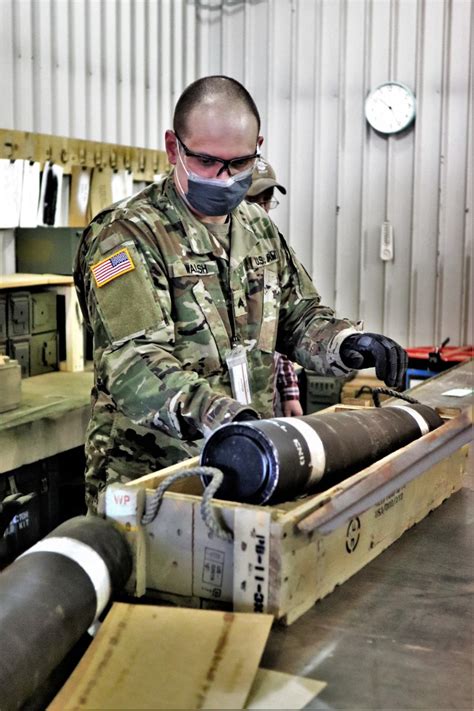 DVIDS - Images - 89B ALC students complete ammo inspection training at ...