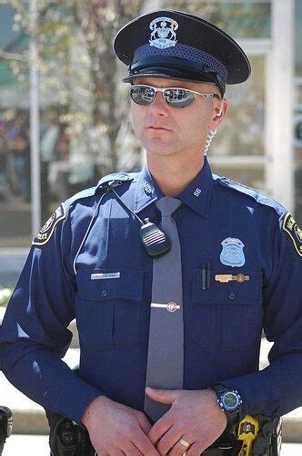 Michigan State Police Trooper | Police, Police uniforms, Men in uniform