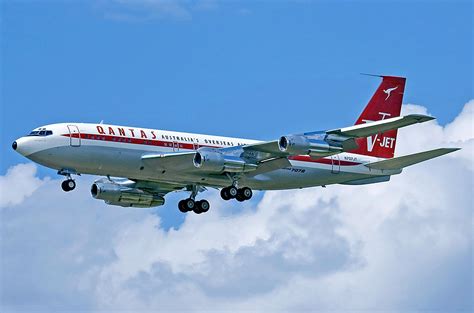 Boeing 707 - Wikipedia