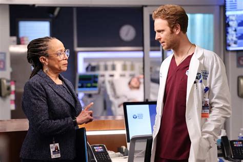 CHICAGO MED Season 7 Episode 8 Photos Just As A Snake Sheds Its Skin ...