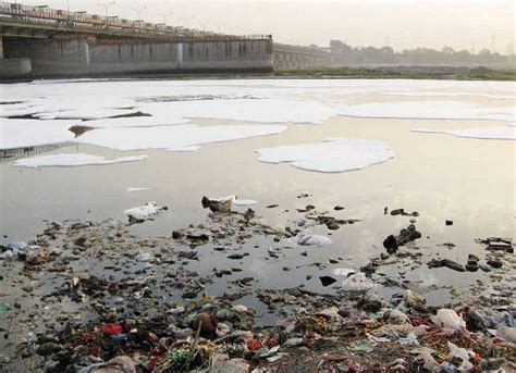 Over 70 heartbreaking pictures depict horrific death of India’s holy ...