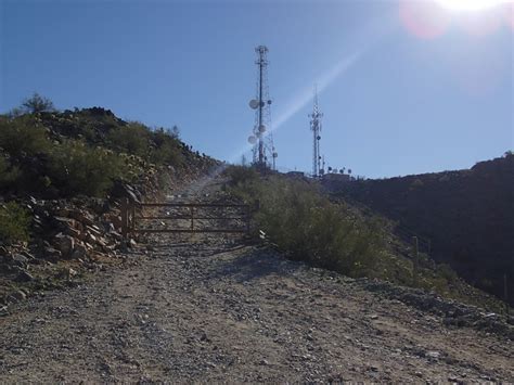 Arizona Hiking - Casa Grande Mountain Park - Radio tower trail