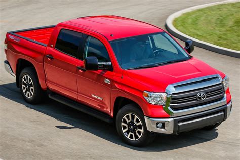 Toyota Tundra Red - reviews, prices, ratings with various photos