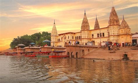 Guptar Ghat, Ayodhya - Timings, History, Darshan, Pooja Timings