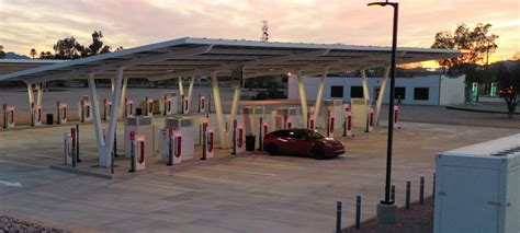 Tesla plans new world’s largest Supercharger, a glimpse at the future ...