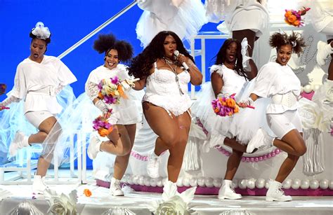 Lizzo Brings The House Down With BET Award Performance Of 'Truth Hurts'