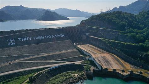 The Majestic Beauty of Hoa Binh Hydroelectric Lake | Vietnam Times