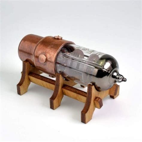 Pentode Radio Tube USB Flash Drive 64GB Steampunk Design - Yinz Buy