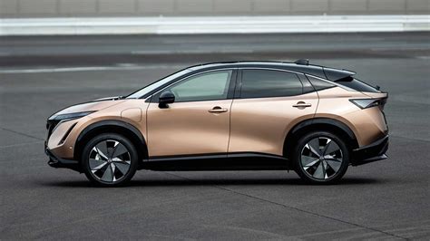 Nissan Reveals Ariya Electric Crossover: 300 Mile Range, $40,000 Base Price