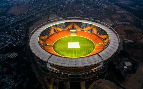 NARENDRA MODI STADIUM | CAPACITY | PITCH REPORT | WORLD'S LARGEST ...