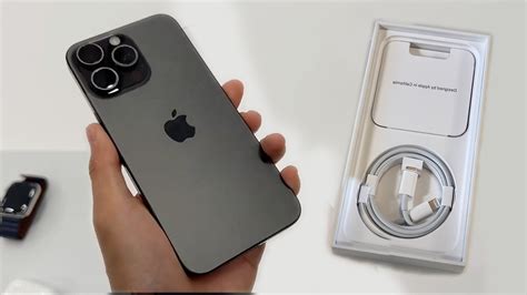 iPhone 15 Pro Max (Black Titanium) Unboxing - YouTube