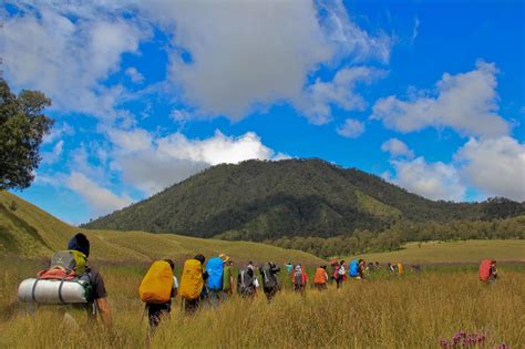 SEMERU TREKKING, MOUNT BROMO TOUR PACKAGE 5 DAYS | Bromo Java Travel