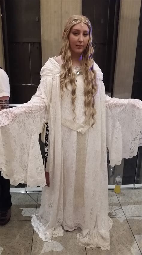 My Galadriel Cosplay from this weekend at DragonCon. Dream cosplay for ...