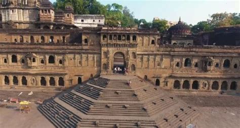 महेश्वर क़िला का इतिहास व जानकारी | Maheshwar Fort History