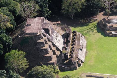 A Brief History of Belize - From The Ancient Maya To Modern Belize