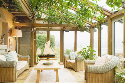 6 Sunroom Ideas For Your Home | Idee portico, Arredamento da balconi ...