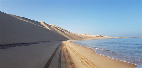 The southern Namibe coast | Angola, Coast, Province