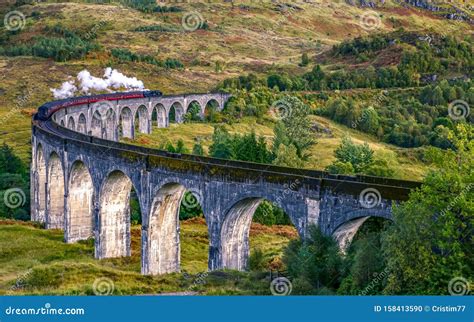 Glenfinnan Railway Viaduct Scotland Harry Potter Steam Train Editorial ...