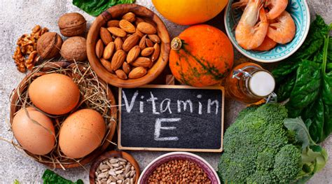 Top 10 Vitamin E Foods List · HealthKart