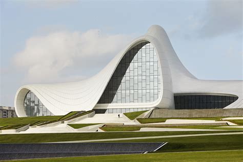 A New Study Suggests Why Museum Architecture Is So Curvy—and It’s Not ...