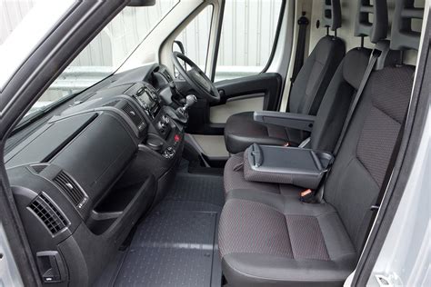 Peugeot Boxer Interior, Sat Nav, Dashboard | What Car?