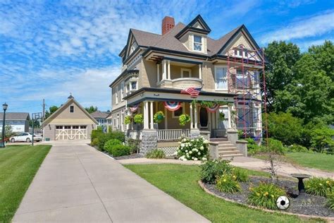 Under $100K Sunday ~ Old Maine Fixer Upper Farmhouse For Sale w/15 ...