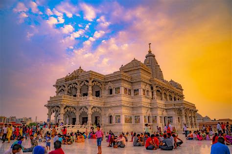 Prem Mandir (temple of love) Vrindavan Temple UP India [1920 x 1280 px ...