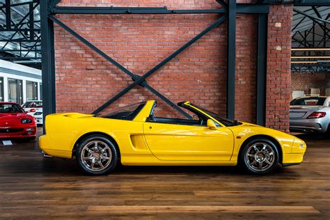 1995 Honda NSX Targa - Richmonds - Classic and Prestige Cars - Storage ...