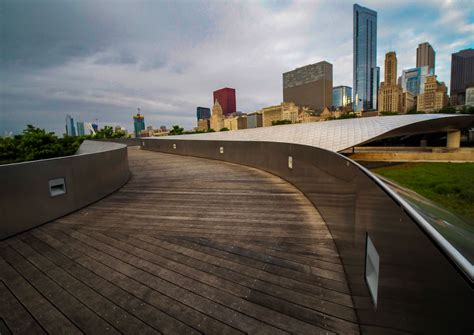 BP Pedestrian Bridge, Chicago, USA