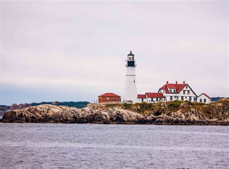 10 Most Beautiful Lighthouses in New England