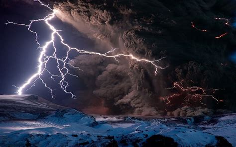 Volcanic Lightning Wallpaper (64+ images)