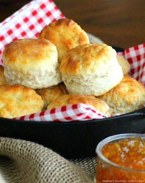 Fluffy Southern Buttermilk Biscuits - melissassouthernstylekitchen.com