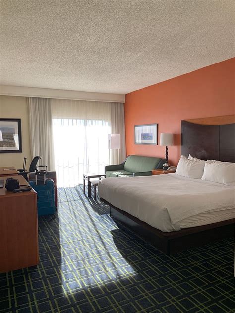 FAIRFIELD INN ALBUQUERQUE UNIVERSITY AREA - Prices & Hotel Reviews (NM)