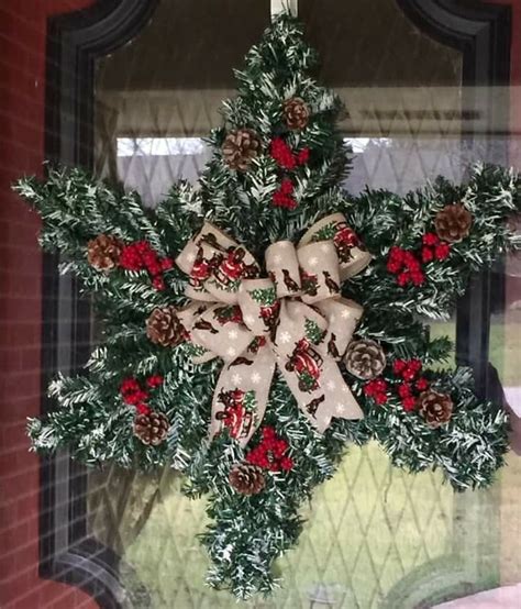 Dollar Tree Star Wreath | Christmas wreaths diy, Christmas snowflakes ...