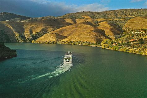 What You Need To Know Before Your First Douro River Cruise