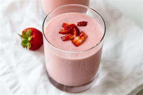 Top 2 Strawberry Banana Smoothie Recipes