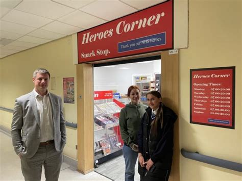 A&E nurse reopens Redditch hospital shop to support colleagues - The ...