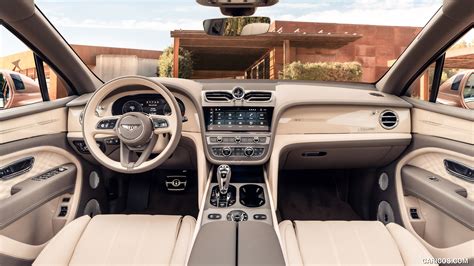 Bentley Bentayga Extended Wheelbase | 2023MY | Interior, Cockpit