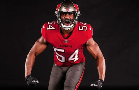 Tampa Bay Buccaneers Unveil New Uniforms – SportsLogos.Net News