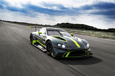 Aston Martin Reveals New Vantage GT3