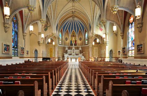 Attending a Catholic Mass for the first time? – Restless Pilgrim