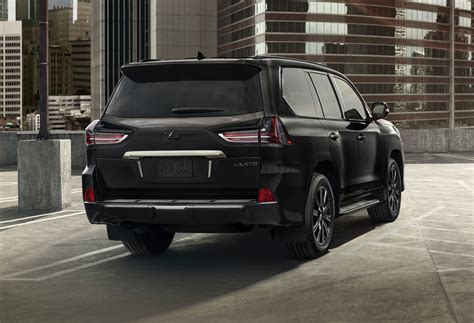 2023 Lexus LX: The Land Cruiser’s more luxurious sibling is poised to ...