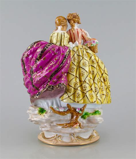 Antique Dresden Porcelain Figurine of Two 18th Century Ladies | EBTH