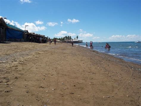 Life is a 'Talisaynon' Beach: Visiting the Public Beaches of Talisay ...