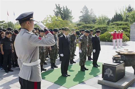 South Koreans honor Korean Memorial Day > U.S. Indo-Pacific Command ...