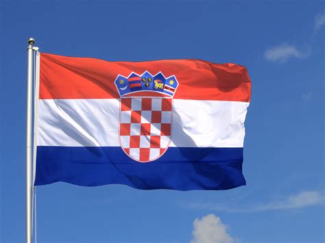 Large Croatia Flag - 5x8 ft - Royal-Flags.co.uk