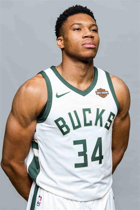 'Greek Freak' Giannis Antetokounmpo Shoots For MVP | Milwaukee bucks ...